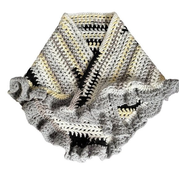Handmade Black Grey White Crochet Knit Shawl Wrap With Ruffled Edges Soft NEW - Picture 1 of 4